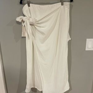 NWT white wrap skirt with tie